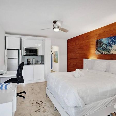 Waves Beach Town Cozy Studio Apartment بومبانو بيتش المظهر الخارجي الصورة