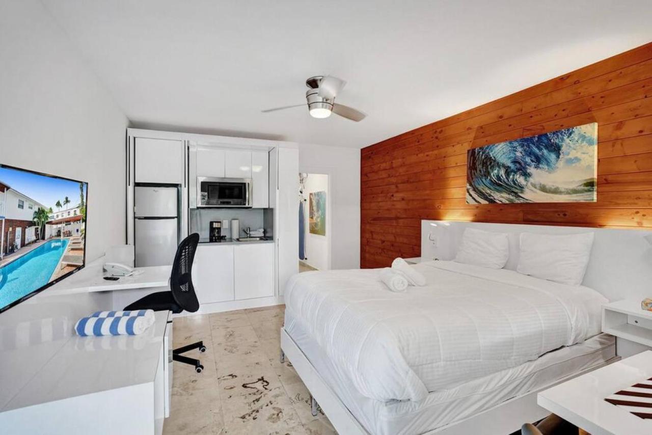 Waves Beach Town Cozy Studio Apartment بومبانو بيتش المظهر الخارجي الصورة