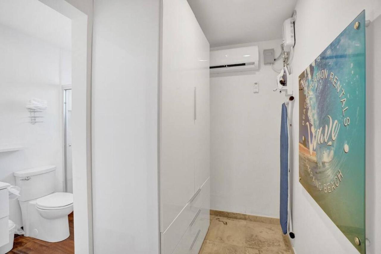 Waves Beach Town Cozy Studio Apartment بومبانو بيتش المظهر الخارجي الصورة